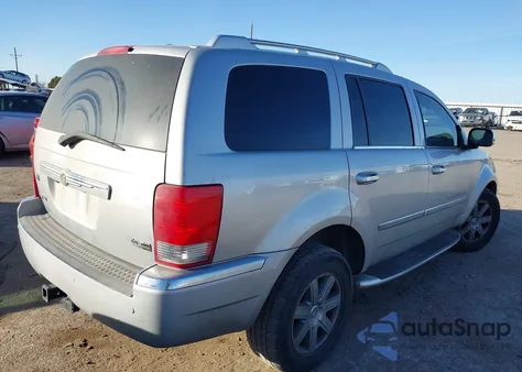 2008 Chrysler Aspen Limited из США, поврежденный, VIN 1A8HW58258F117692